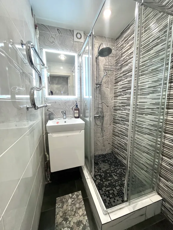 Стильная двухкомнатная квартира