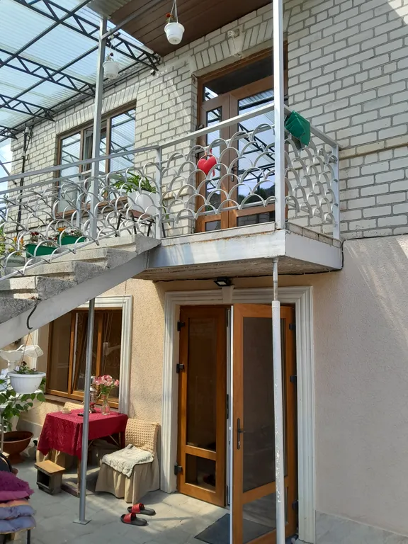 Квартира Комната с отдельным входом в частном доме рядом с парком — аренда посуточно в Кисловодск