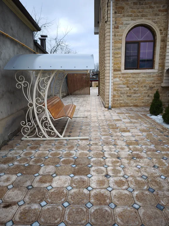 Новый дом с видом на горы