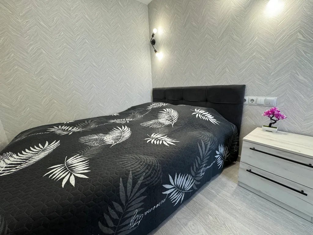 Дизайнерская квартира в самом центре города!