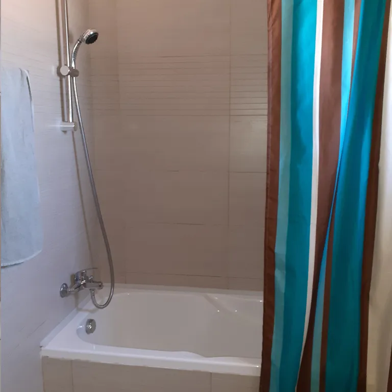 Апартаменты около пляжа Нисси Бич