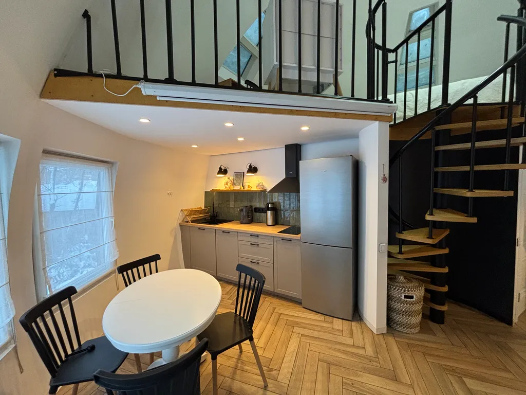 Купольный дом с баней и купелью в лесу в Москве