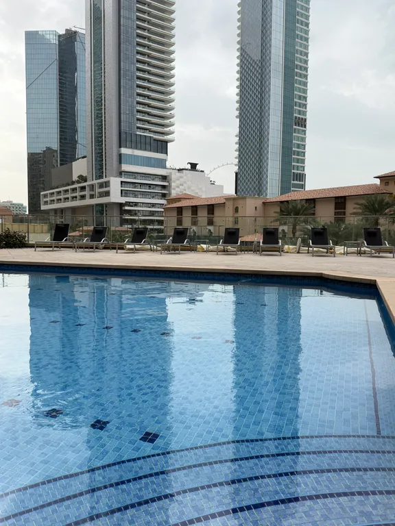 Студия с видом на море