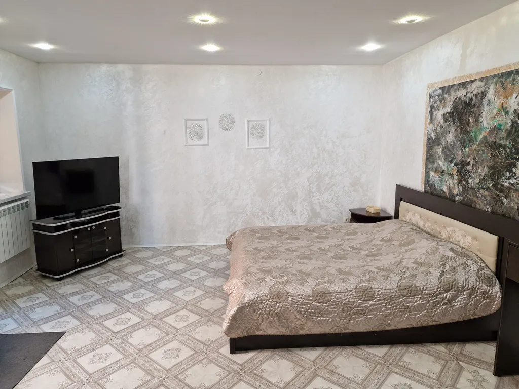 Отличная большая квартира в частном доме в самом центре Иркутска