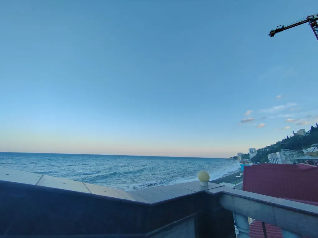 Квартира-студия у моря 1 линия