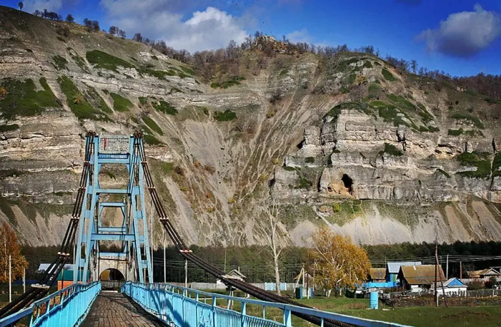 Дом на берегу реки Зилим