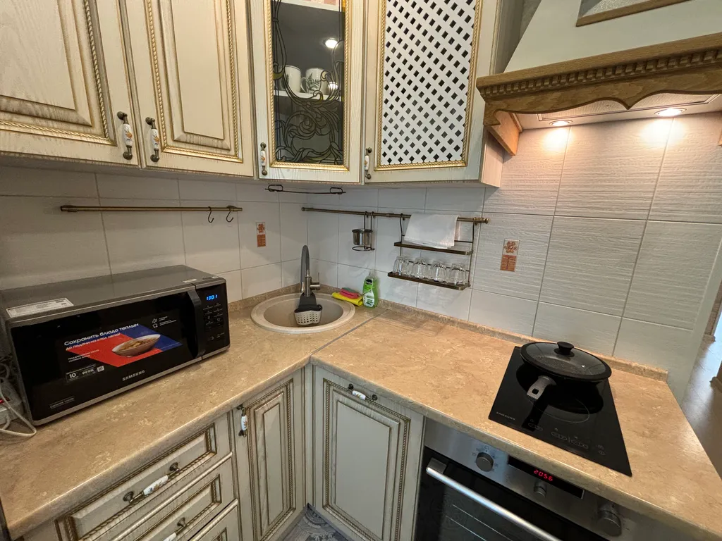 2-комнатная в доме Актера