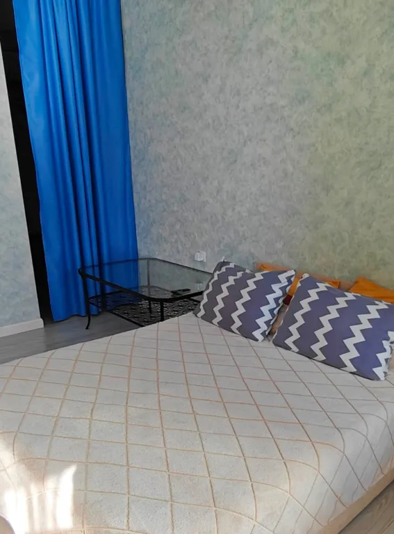 Уютная большая студия с балконом