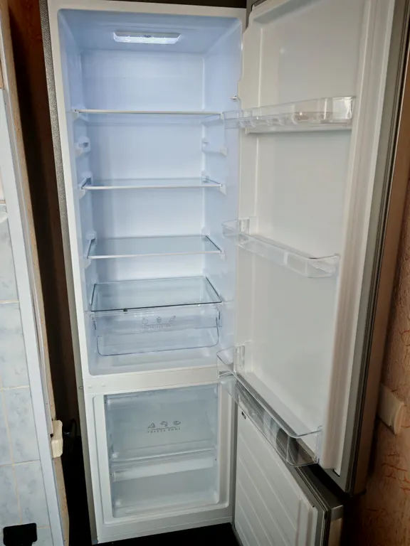 Двухкомнатная квартира с удобным расположением 5 минут до моря