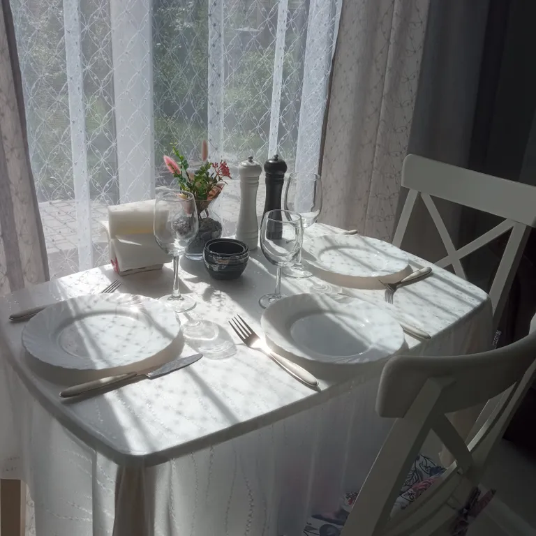 Коттедж с видом на сад