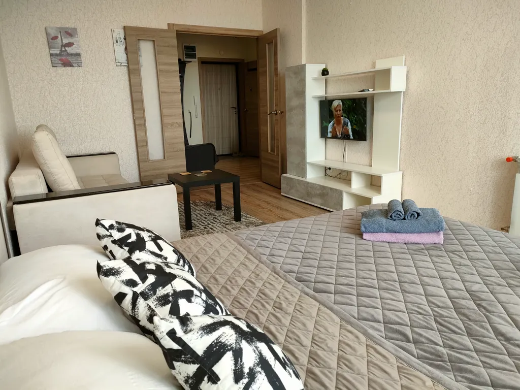 Новая квартира с ванной и кондиционером