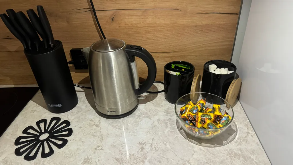 Уютная однокомнатная квартира с видом на самые красивые закаты у реки