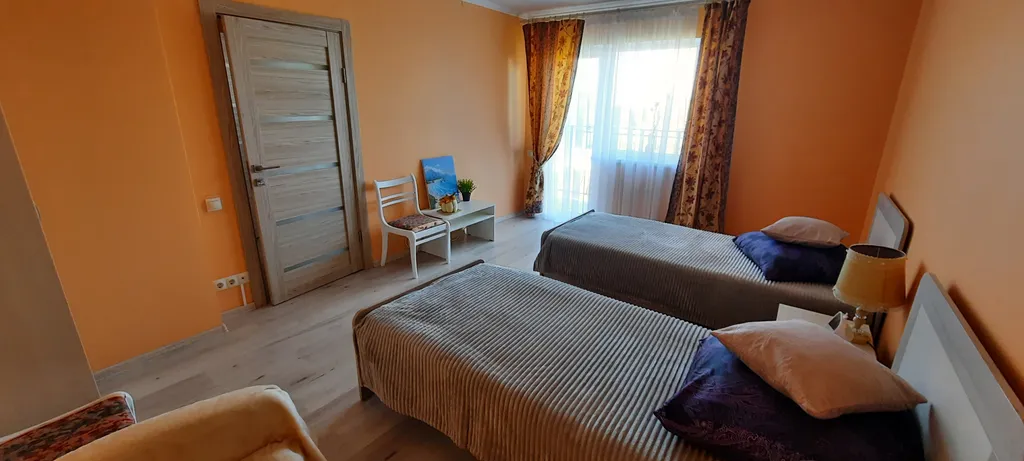 4-комнатный Дом