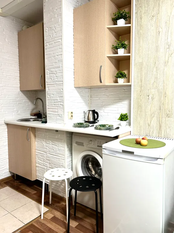 Квартира Студия 100 метров от метро — Новосибирск