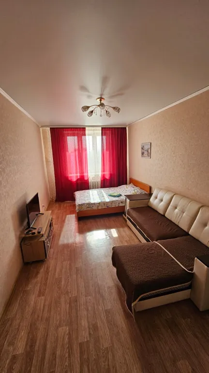 Комфортная квартира с парковкой — аренда посуточно в Уфа