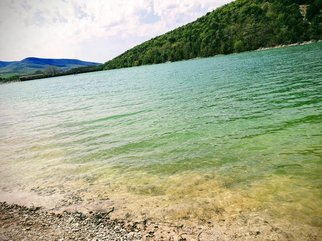 Уютная квартира с отдельным входом в ЖК Кипарис