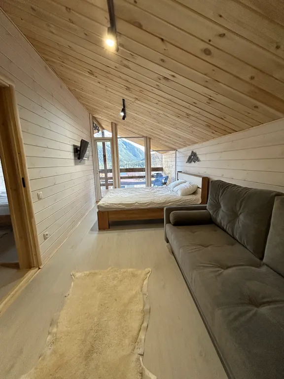 Коттедж Дом с террасой, балконом и лучшим видом в горах — Архыз