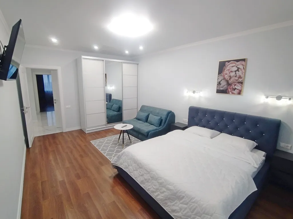 Квартира Квартира Люкс в центре в новом доме с парковкой и видами на город — Калининград