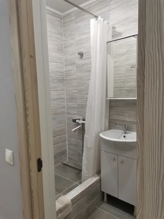 Новая квартира в тихом центре (частный сектор)