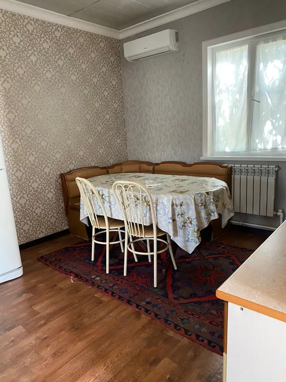 Дом, неподалеку от пляжа и набережной