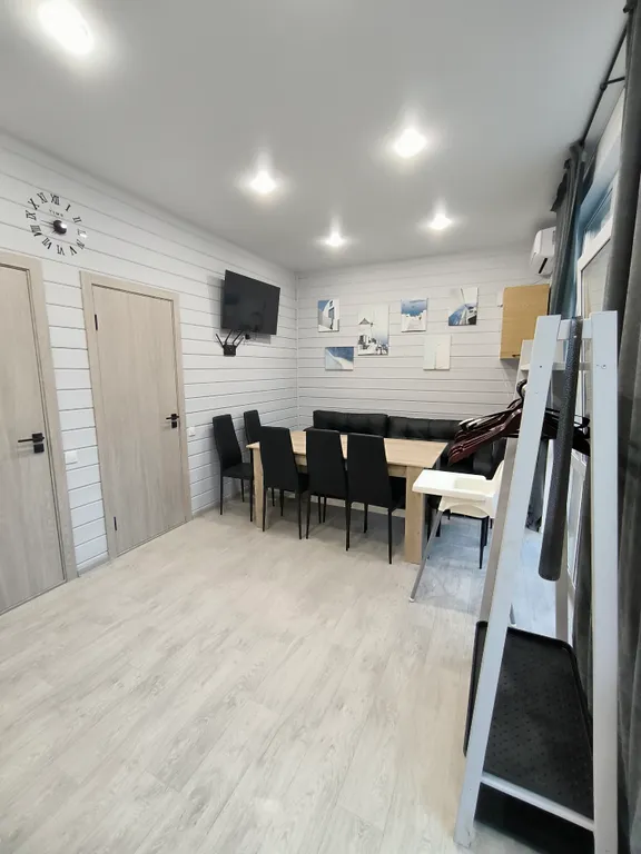 Дом с видом на лес