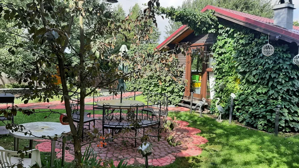 Уютный гостевой домик на берегу реки