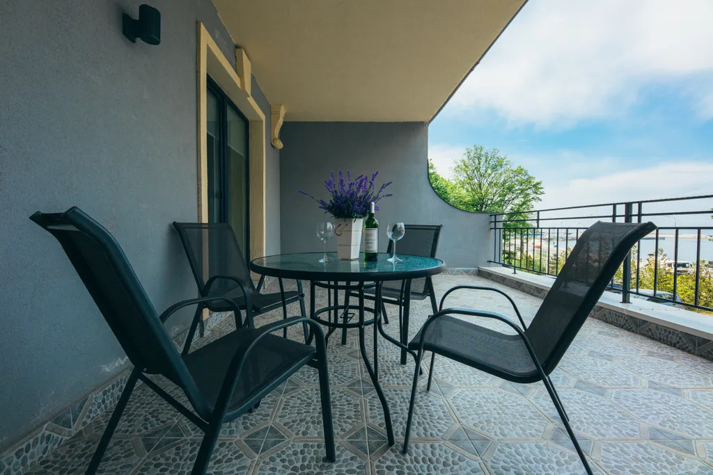 Квартира Olive marine resort с видом на море и большой террасой