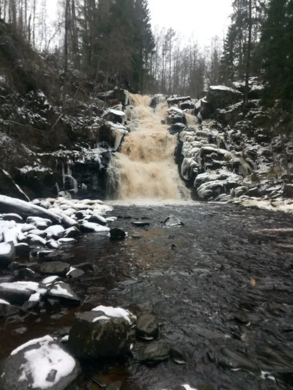 Коттедж Коттедж На берегу Ладожского озера — Хийденсельга