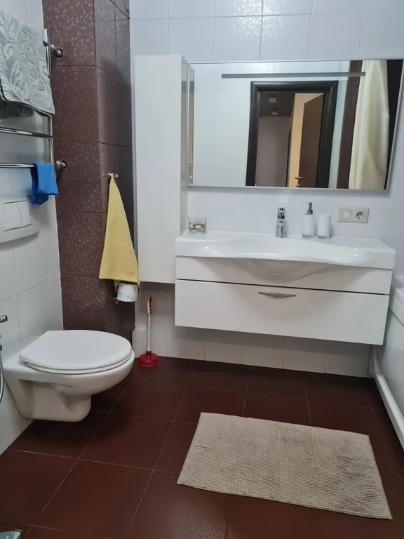 Квартира, чистота и комфорт, хорошая транспортная развязка, до набережной 10 минут