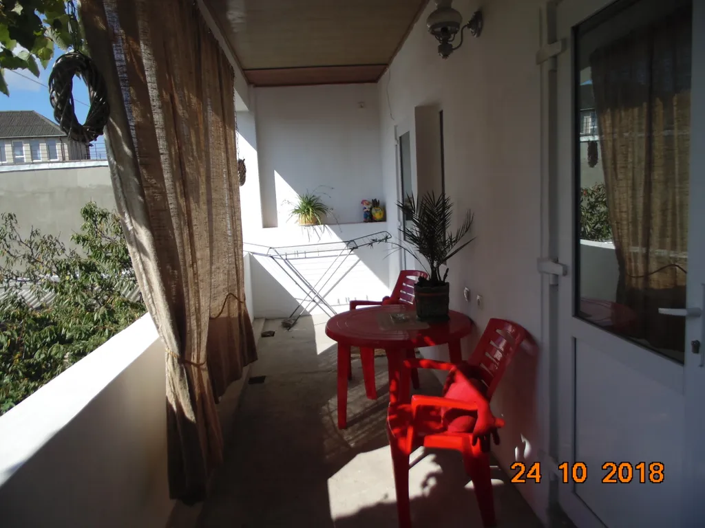 Счастливый дворик