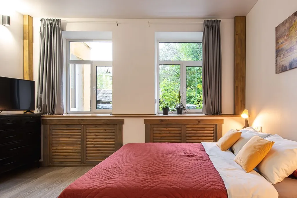 Квартира Квартира в центре с отдельным входом и своей парковкой под окном — Ярославль