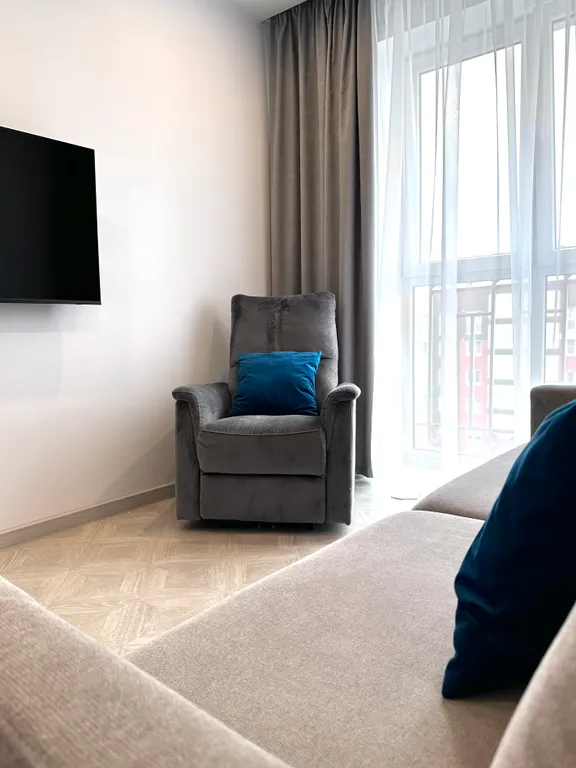 Квартира 3-комнатная Квартира — Калининград