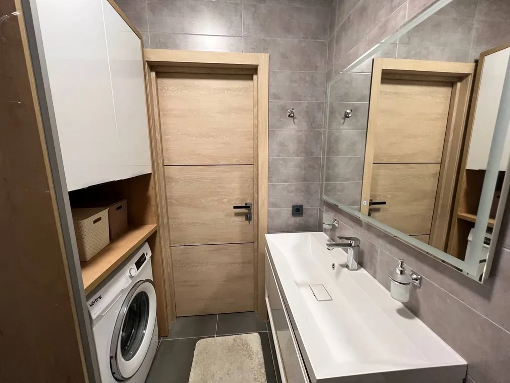 Просторные апартаменты с видом на горы и море