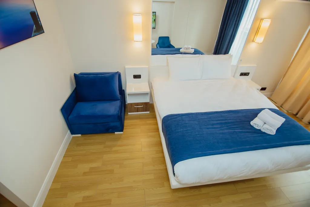 Студия с видом на море