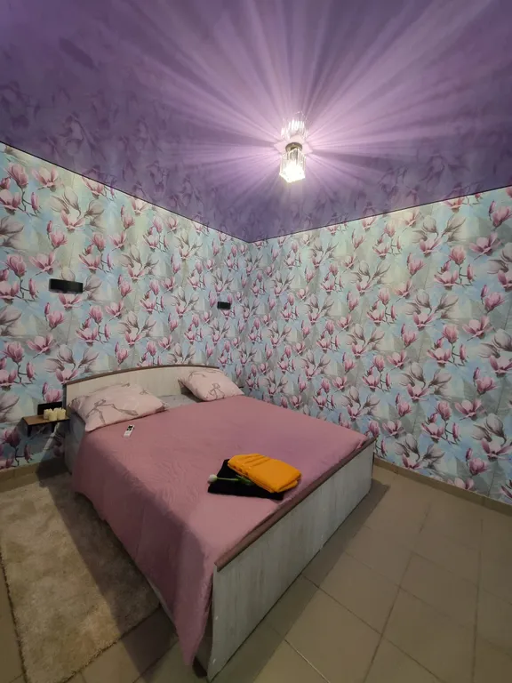 Квартира Шикарные апартаменты в центре Нефтяников, напротив Политеха — Омск