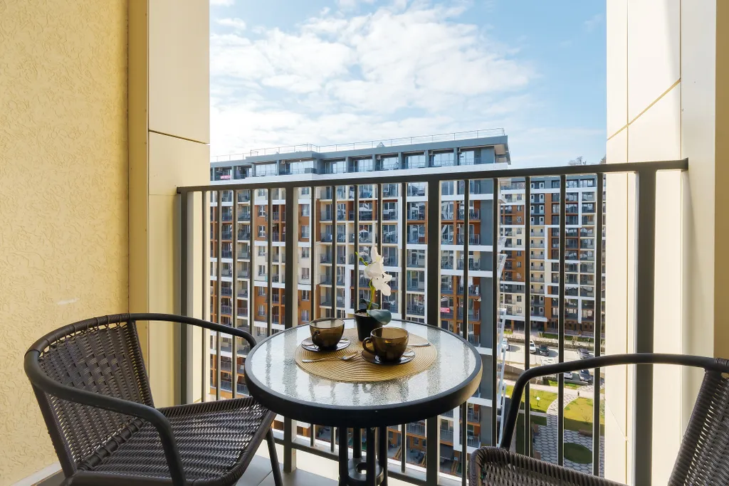 Евродвушка, балкон, вид на море