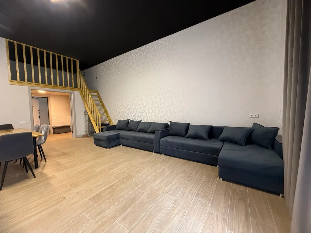 Уютная квартира с видом на горы и сосновый лес для большой семьи — аренда посуточно в Терскол