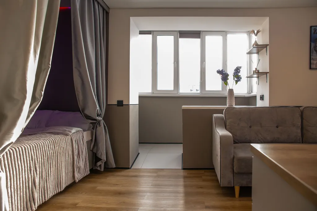 Стильная современная квартира с умной Алисой