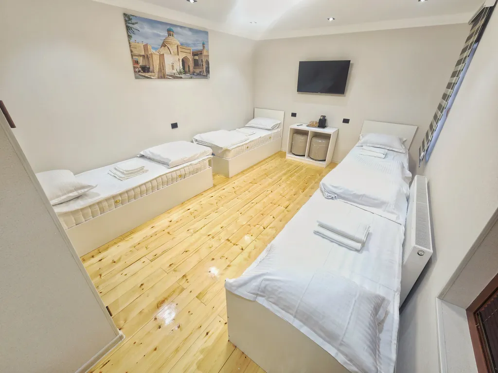 Гостевой дом Zarb место где собираются музыканты Бухары.