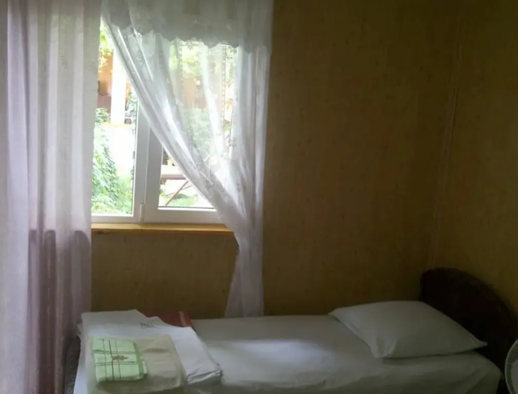 Домик с бассейном и видом на море