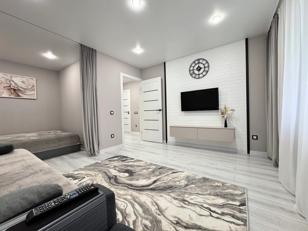 Стильная и светлая квартира — аренда посуточно в Мозырь