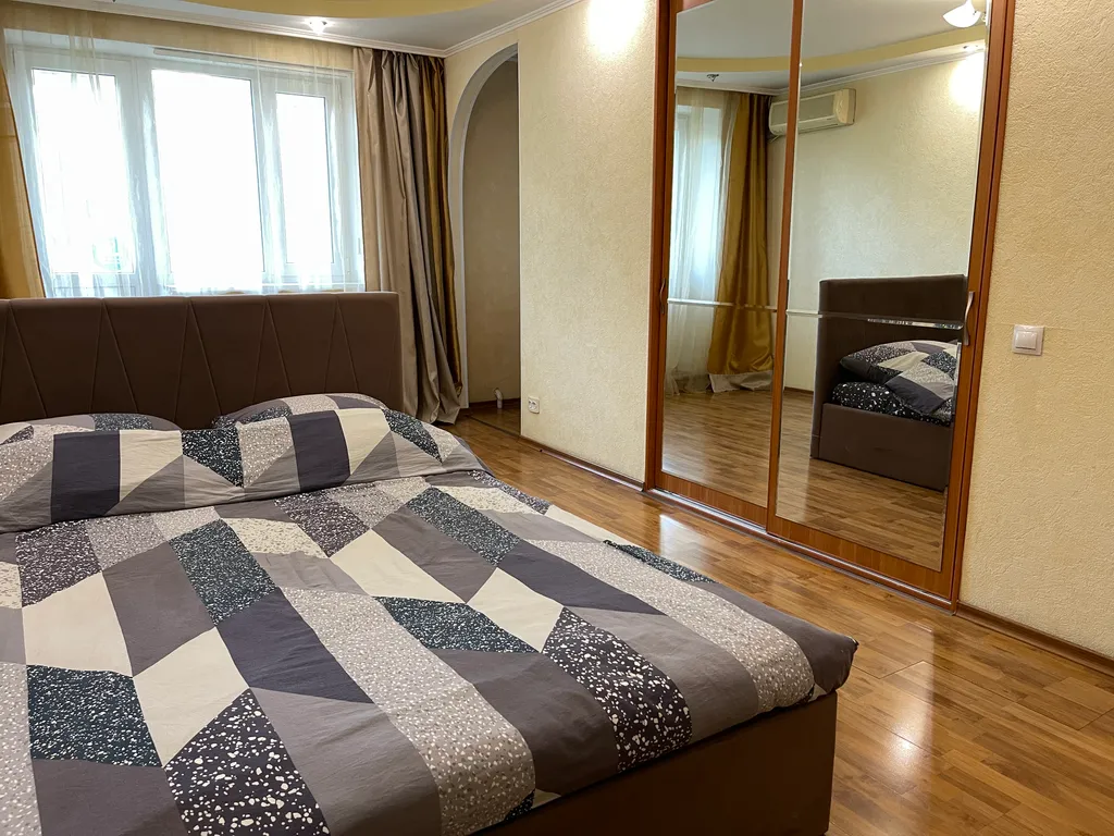 Квартира Уютная квартирка — аренда посуточно в Шахты