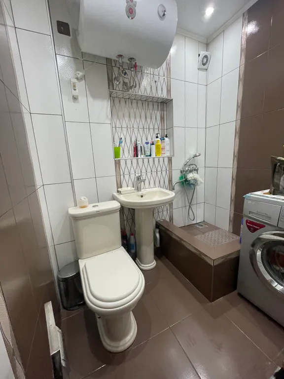 Хорошая, уютная квартира в центре города рядом с Чёрным морем