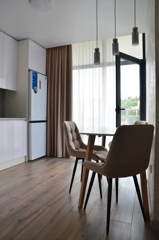 Апартамент с видом на горы и море