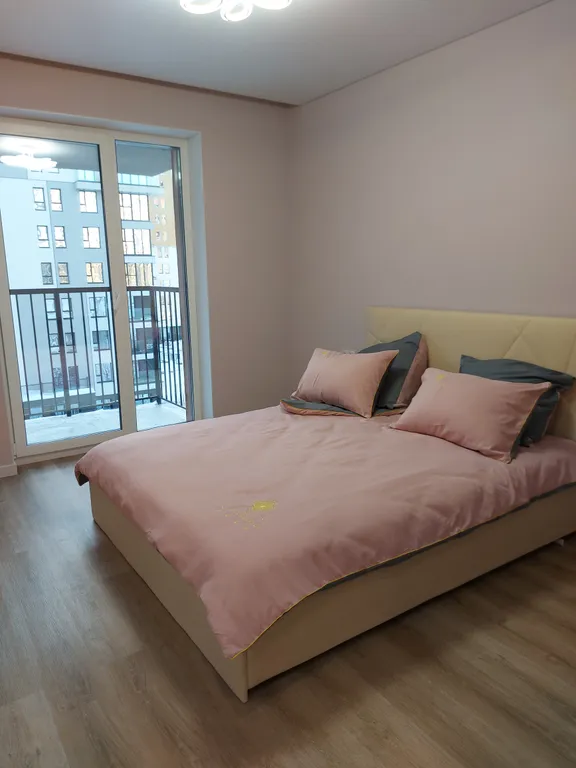 Уютная квартира в квартале Новин — аренда посуточно в Сургут