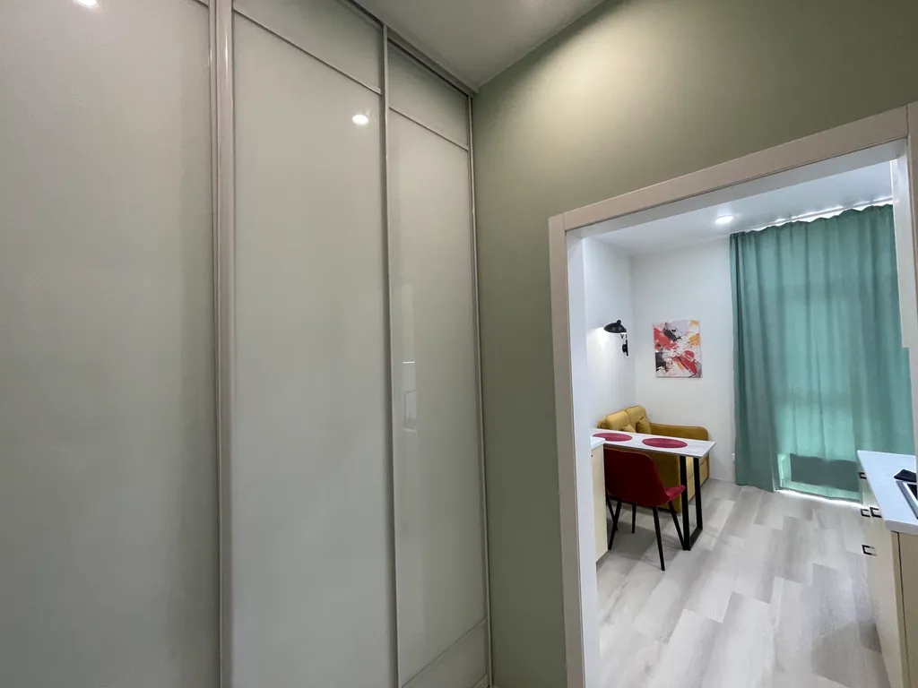 Студия с видом на горы