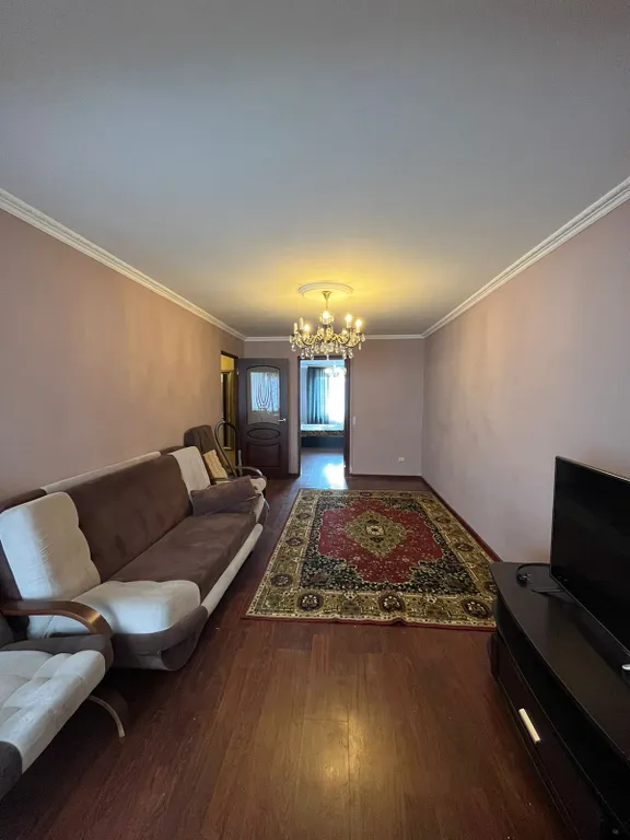 Трехкомнатная квартира у моря — аренда посуточно в Сухум