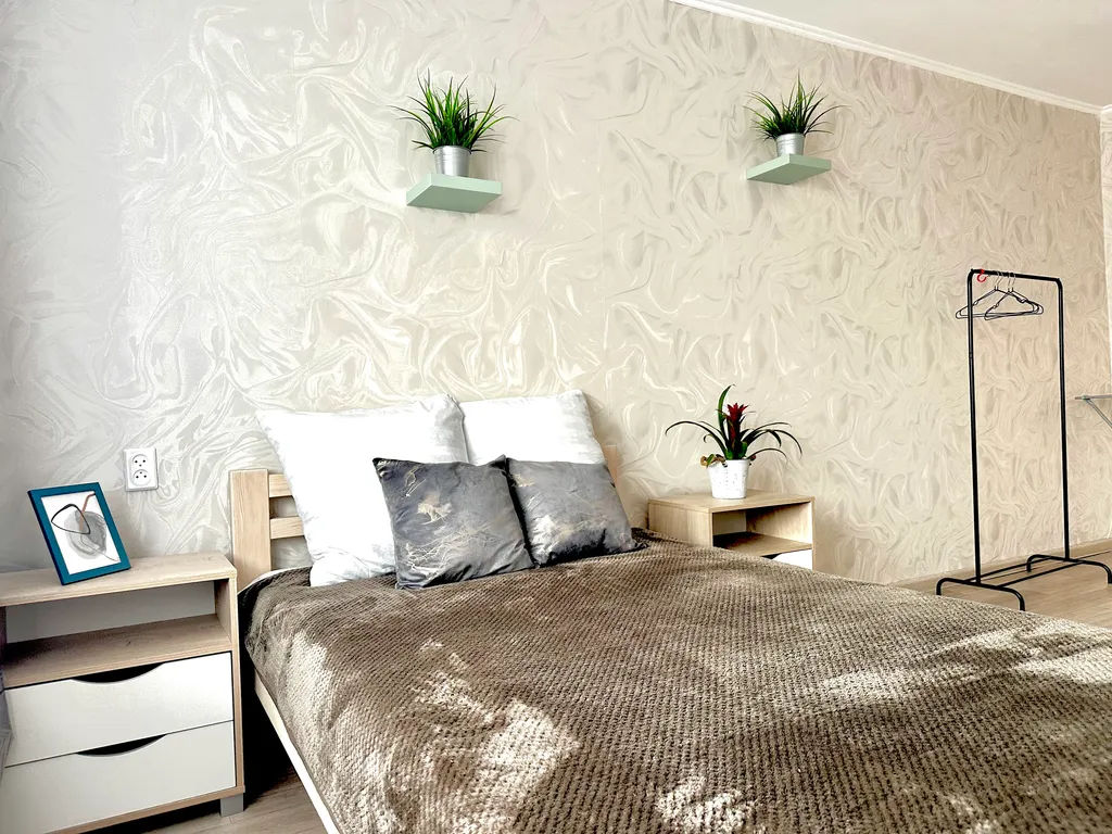 Теплая солнечная квартира рядом с ледовым дворцом и ИРНИТУ