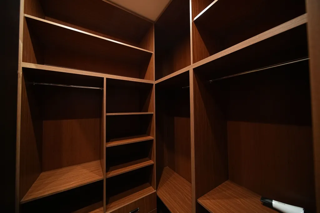 Семейные апартаменты с видом на город в центре