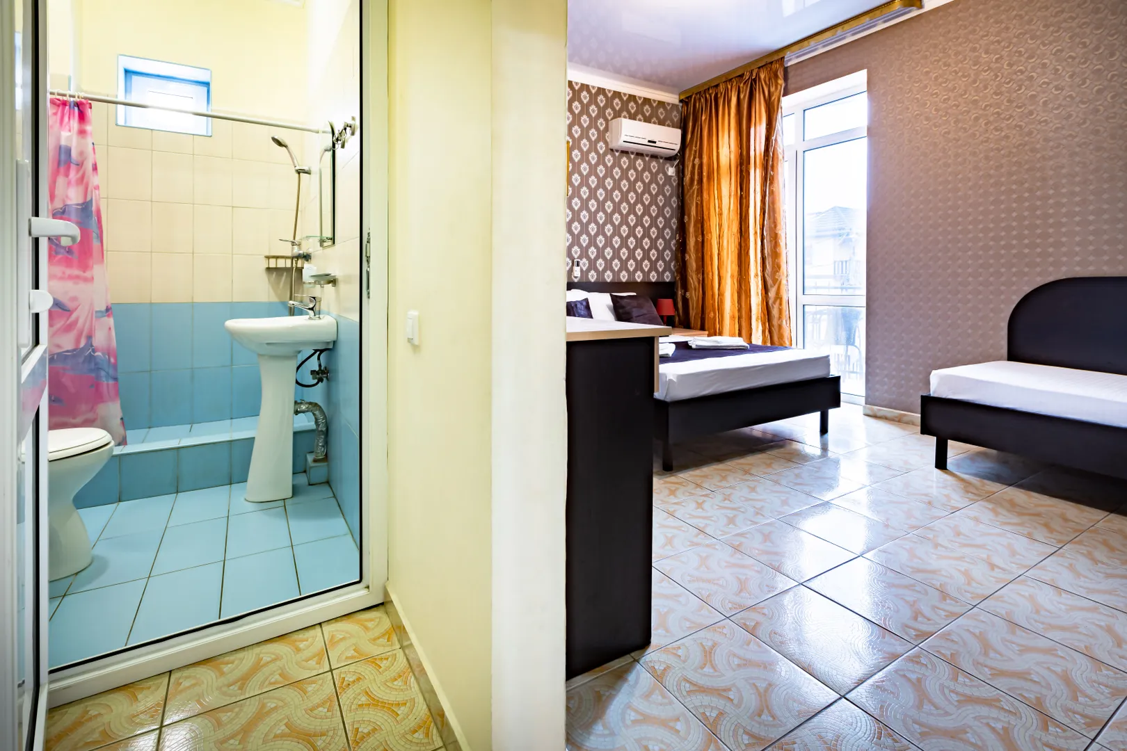 Фото